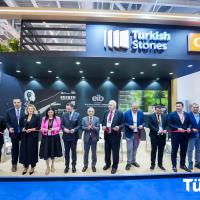 T�rk Do�al Ta�� Xiamen�de G�c�n� G�sterdi