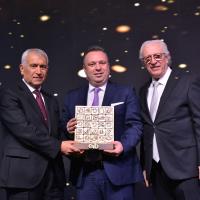 Ege �hracat�� Birlikleri 2022 Y�l�n�n �hracat Y�ld�zlar�na Gazetelere Verdi�i �lanlarla Te�ekk�r Etti