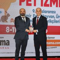5 K�tay� Bulu�turan Pet �zmir 2026 Kap�lar�n� A�t�