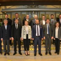 Deri Sektr Metaversete Sanal Avm Kuracak