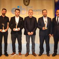 Ege Ya� Meyve Sebze �hracat��lar� 2025 Y�l�n�n �hracat Y�ld�zlar�n� �d�llendirdi