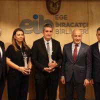 Haz�r Giyim Sekt�r�ne G�z�m�z Gibi Bakmal�y�z