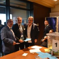Ya Meyve hracatlarnda Hayrettin Uak Gven Tazeledi